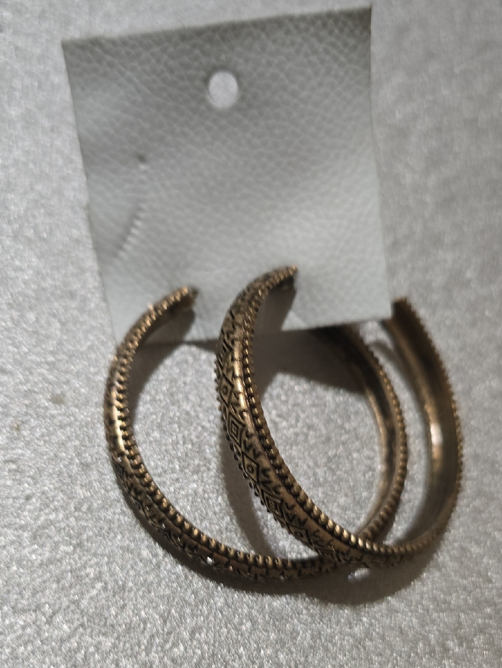 🧚‍♀️GOLD Free People RARE Bohemian Thunder Kiss Hoop Earrings NWT